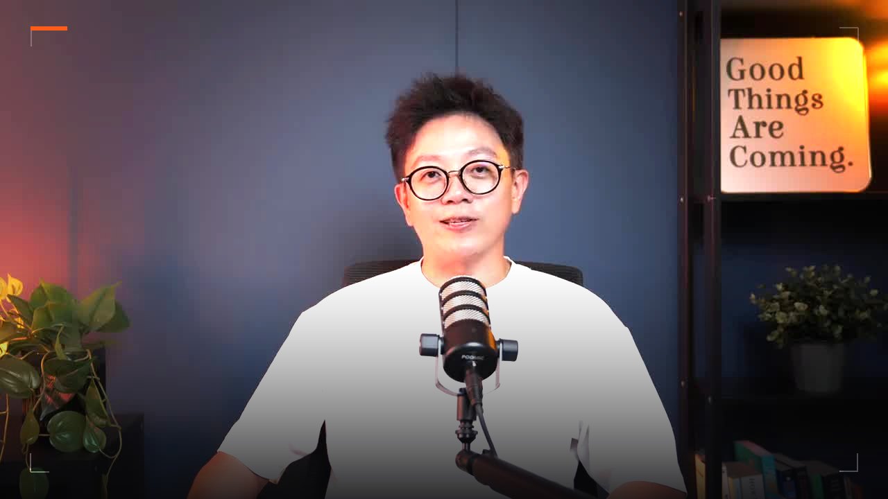Steve Tan talking about recording at Unlimited Podcast Bangkok